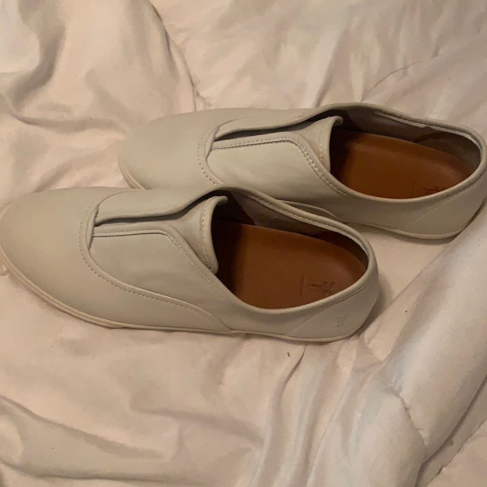 FRYE Maya CVO Slip On Leather Sneaker Shoes White